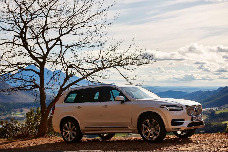  Volvo XC90 T6 Inscription 2015 года  (ZA) (фото 7 из 30)